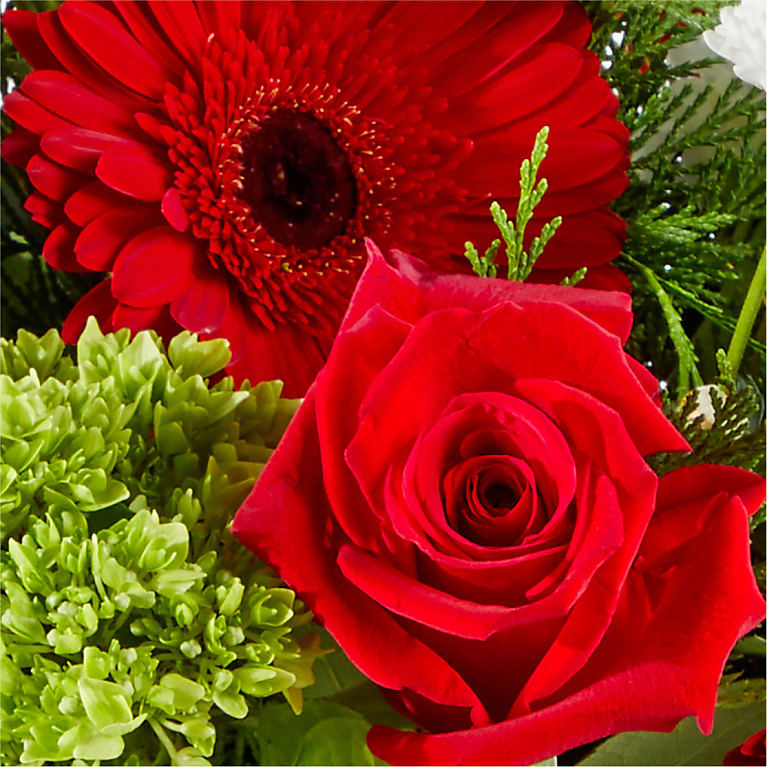 Merry Moment Bouquet – A Florist Original