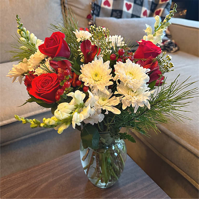 Merry Moment Bouquet – A Florist Original
